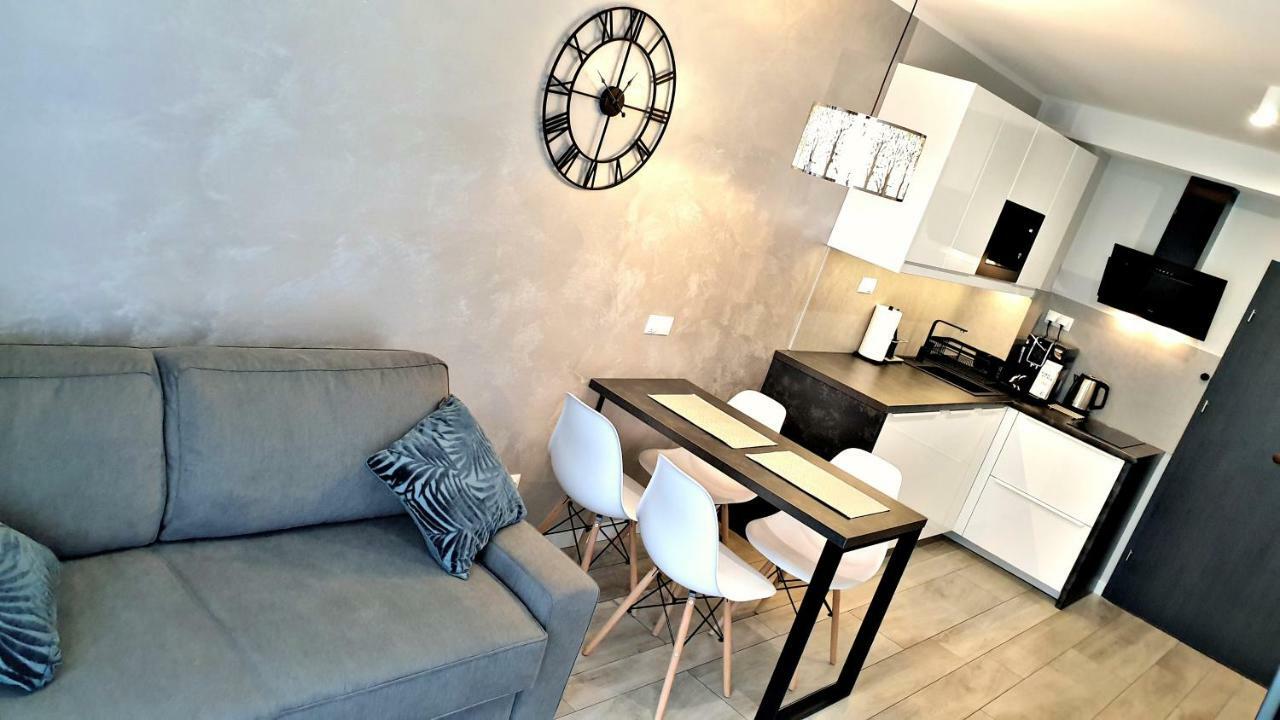 Marine Gardenia Seaside Apartment Dziwnow Bagian luar foto