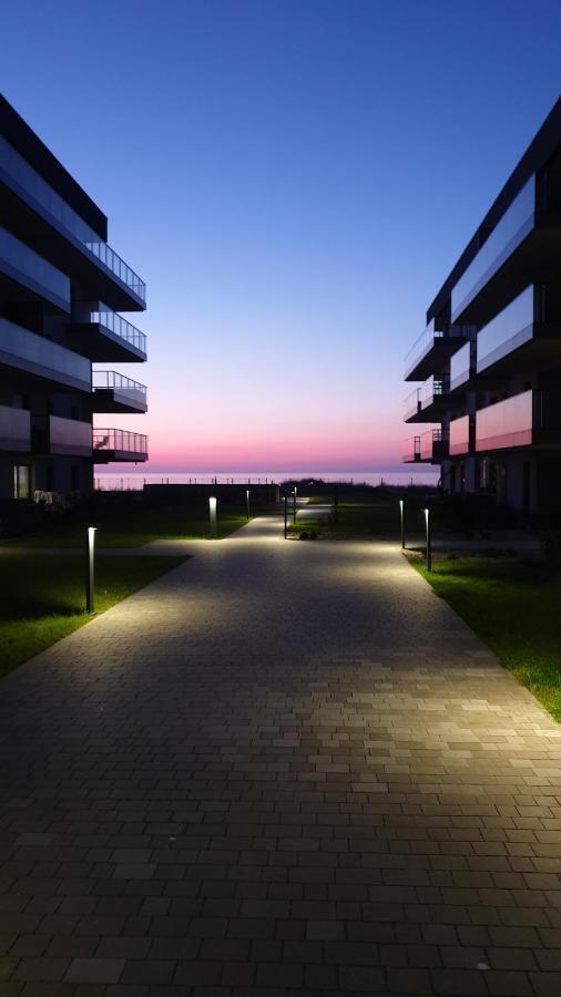 Marine Gardenia Seaside Apartment Dziwnow Bagian luar foto